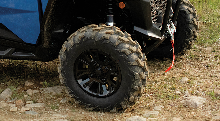 TOUGH ALL-TERRAIN TYRES AND ALL ALLOY WHEELS